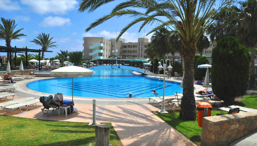 Aloe Hotel Paphos Luaran gambar