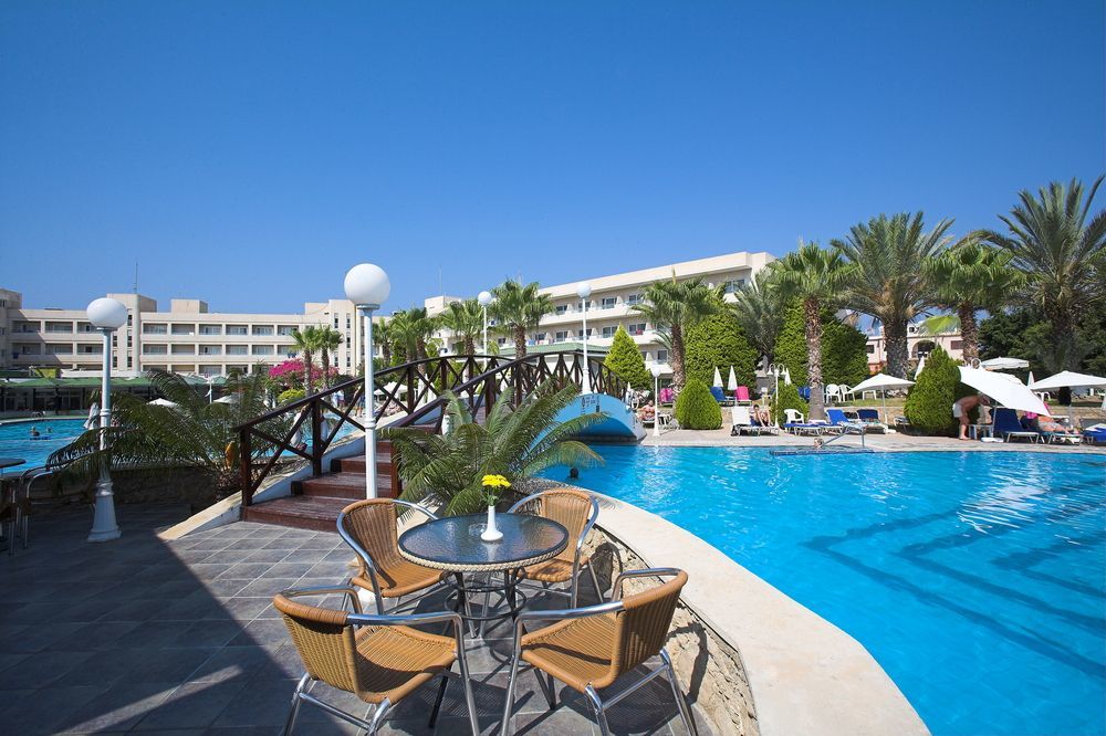 Aloe Hotel Paphos Luaran gambar
