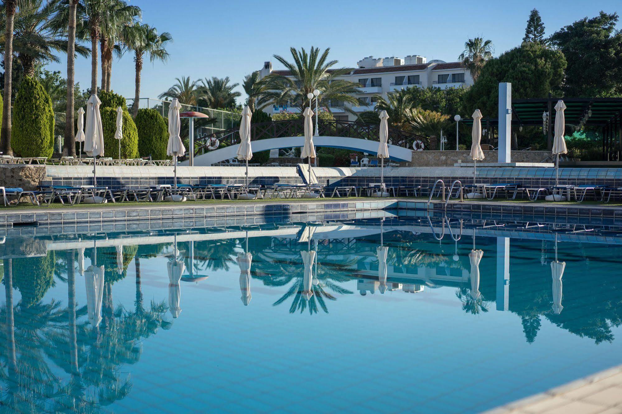 Aloe Hotel Paphos Luaran gambar